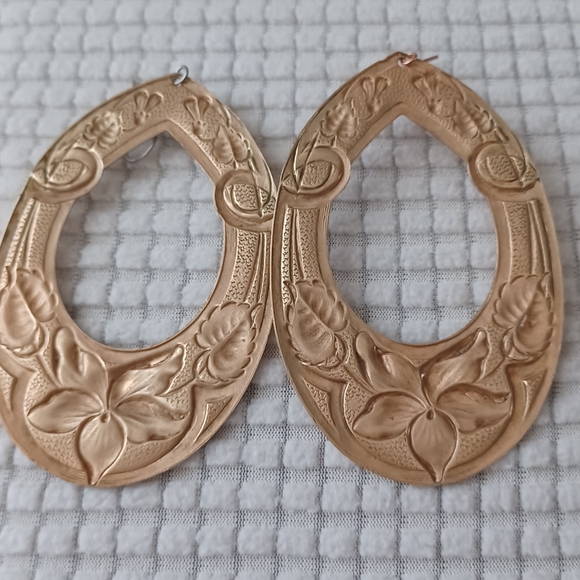 Real Copper Earrings / Gold Tone Flower design hand made - Picture 7 of 9